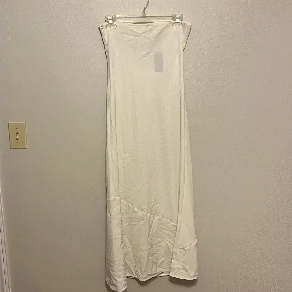NWT Aritzia Babaton Resolution Cream Strapless Dress new - Picture 6 of 7